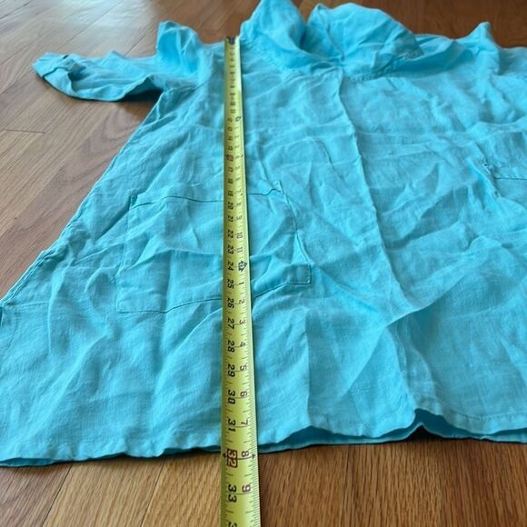 Match Point Linen Tunic, Small - Picture 9 of 9